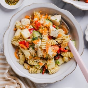 A bowl of high protein pasta salad.