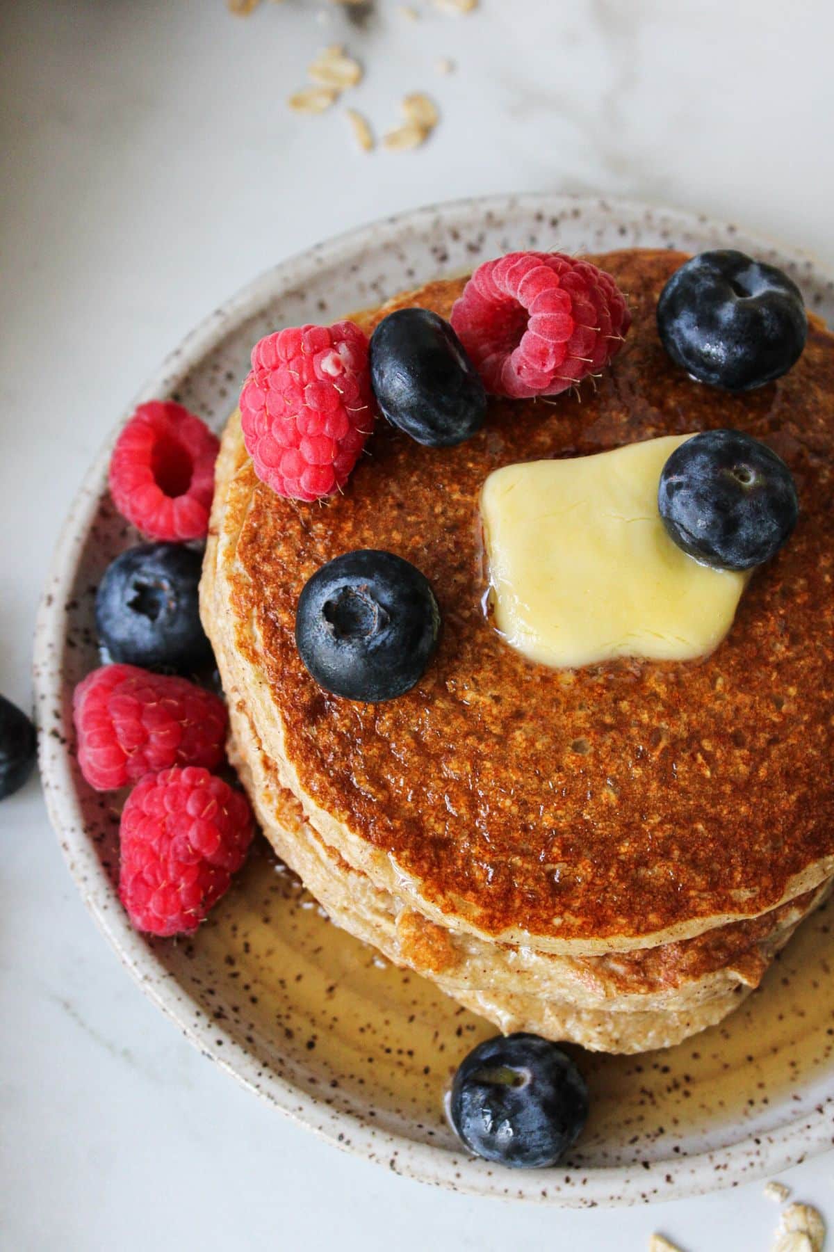 oatmeal-cottage-cheese-pancakes-high-protein