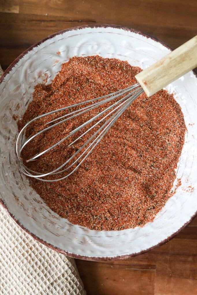 Buffalo chicken dry rub mixed in a bowl.