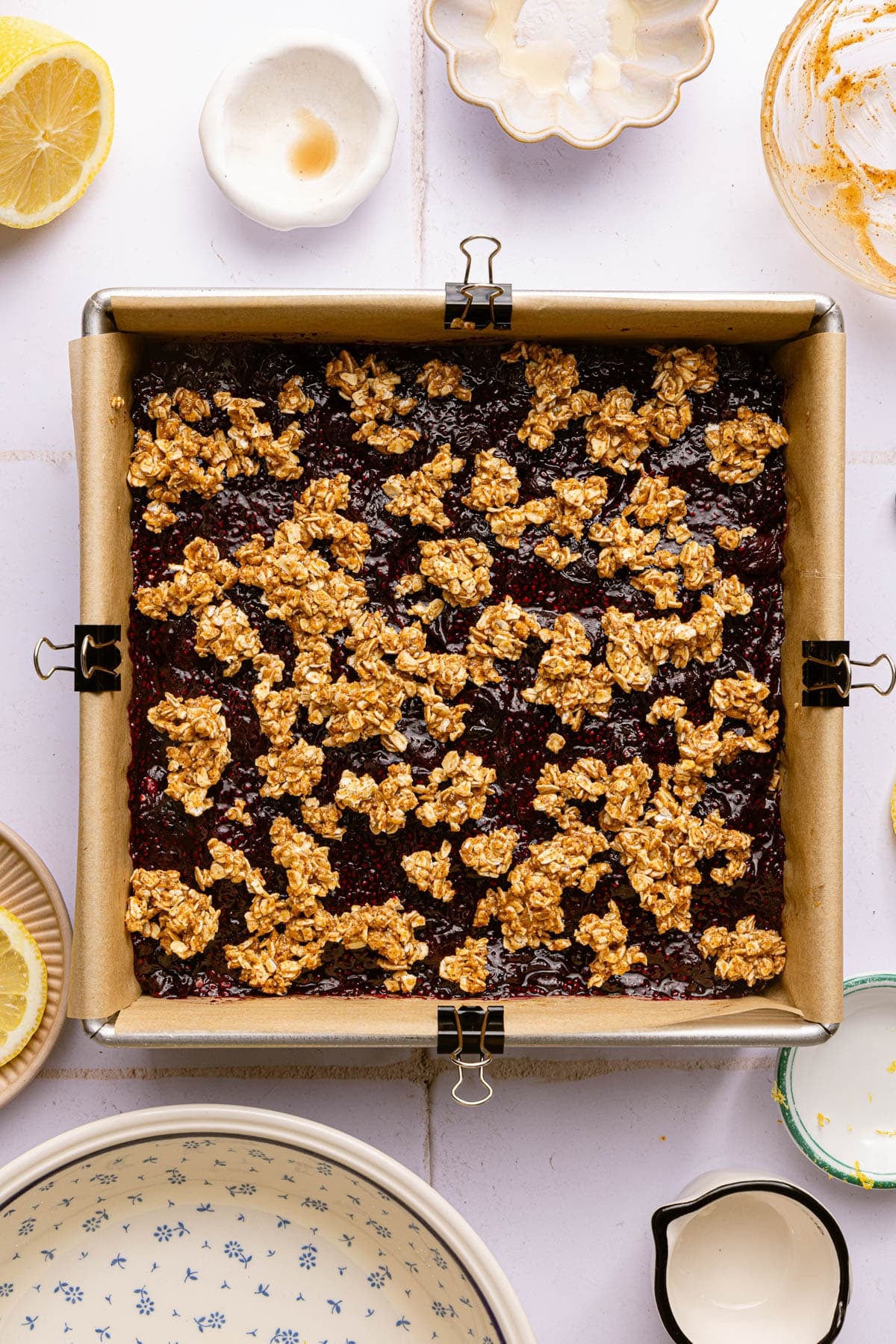 The crumble oat topping on the blueberry filling
